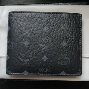MCM Viseto’s Black Wallet
